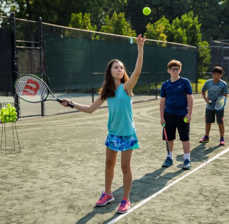 Kids-playing-Tennis