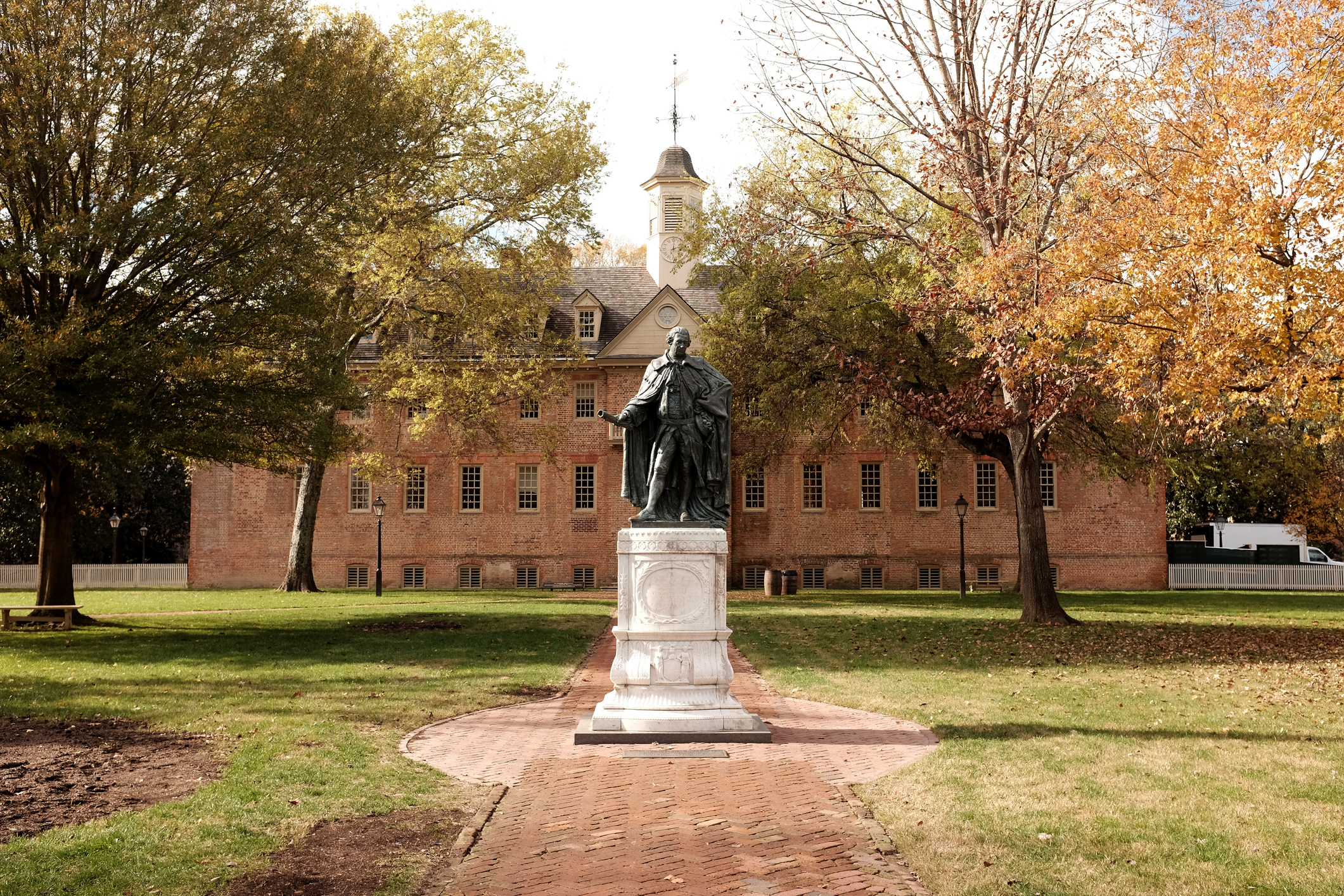 Hotel Discount for William and Mary | Colonial Williamsburg Resorts