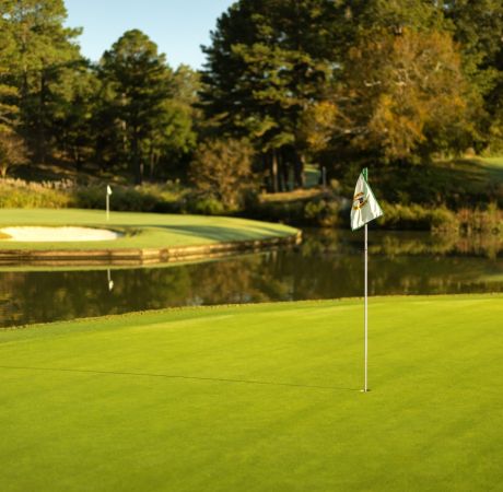 Two-scenic-water-holes-Gold-Course-on-the-green